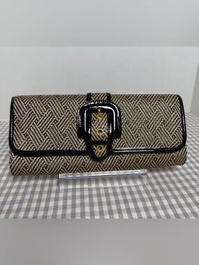 Woven Straw Clutch with Black Patent Leather Trim and Buckle Banana Republic Y2K